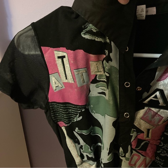 **SOLD ON DEPOP NO LONGER AVAILABLE** - Picture 2 of 4